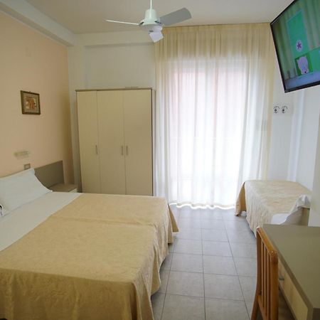 Hotel Dell'Angelo Rimini Zewnętrze zdjęcie