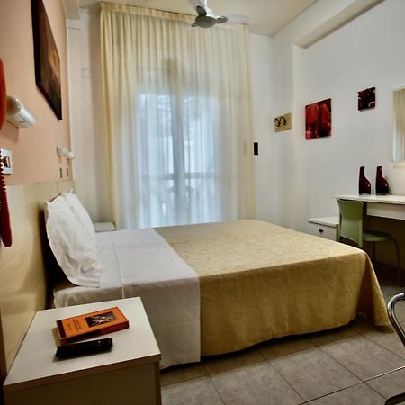 Hotel Dell'Angelo Rimini Zewnętrze zdjęcie